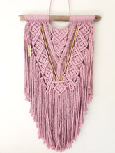 Load image into Gallery viewer, Sonya
